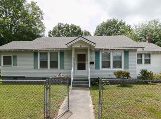 169 Cypress St, Clinton, SC 29325