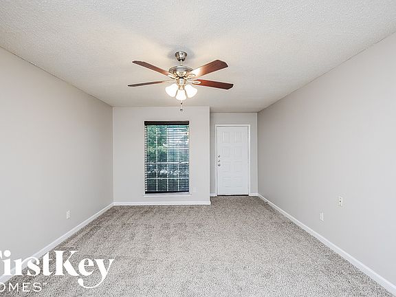 3rd image of 5905 Crepe Myrtle Dr