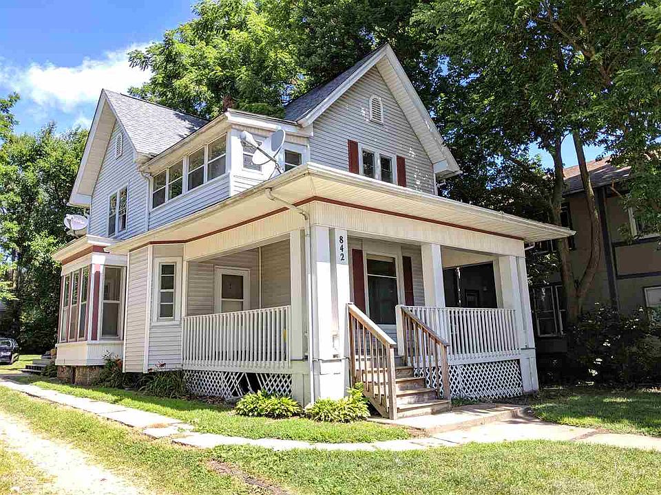 1st image of 842 N Court St