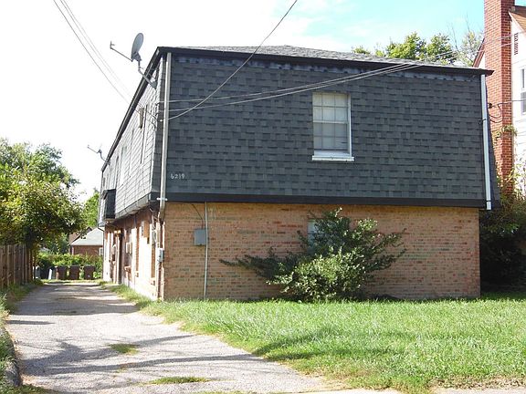 2nd image of 6219 Graceland Ave