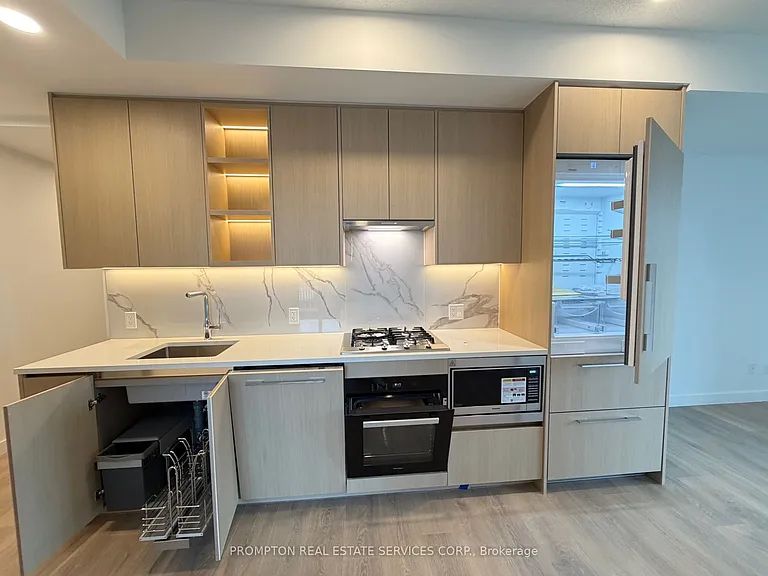 18 Esther Shiner Blvd #1205 — Photo 7