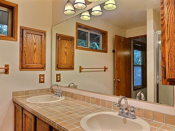 5th image of 11979 Avellana Cir NW