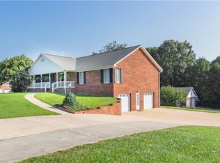 2734 Union Grove Rd, Lexington, NC 27295