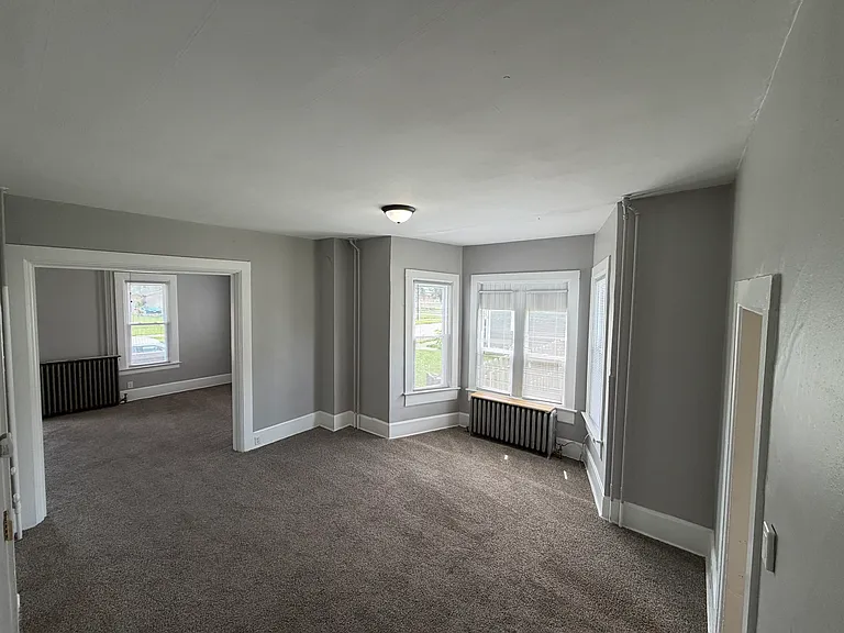 2515 Jackson St — Photo 16