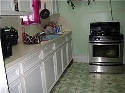 3rd image of 6813 Avenue J