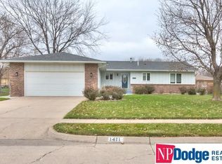 1411 Stanford Ave, Fremont, NE 68025
