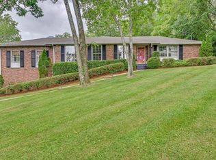 823 Evansdale Dr, Nashville, TN 37220