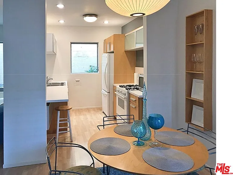 1145 Larrabee St #3 — Photo 7