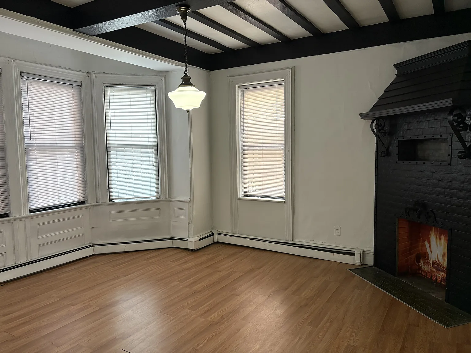 2 bed, $2,117 — Photo 3