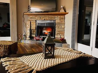 637 Sugarfork Rd, Franklin, NC 28734