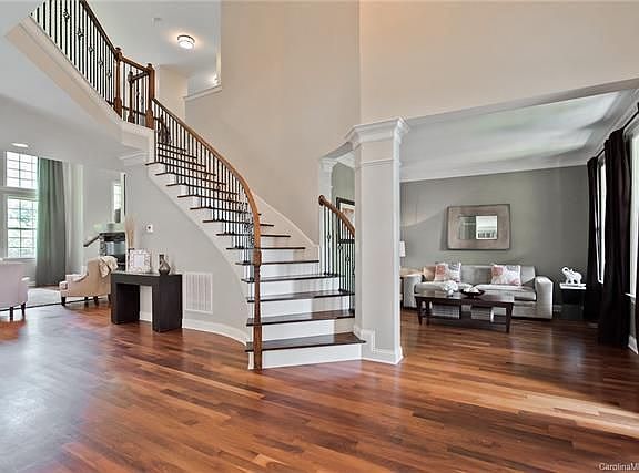 4th image of 14904 Old Vermillion Dr