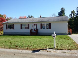 14 Oakland St, Saco, ME 04072