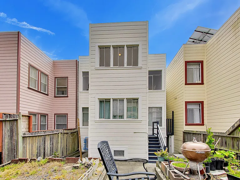 623 8th Ave #623 — Photo 23