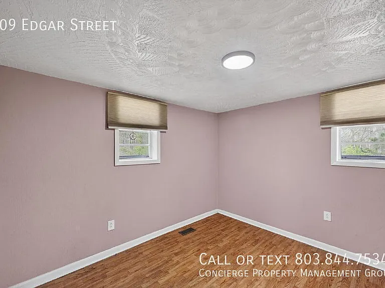 209 Edgar St — Photo 14