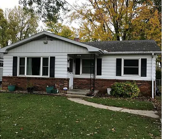 5256 Sanders Dr, Toledo, OH 43615
