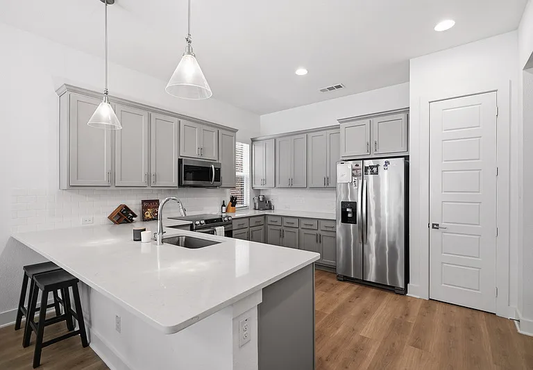 2817 Stanley Ave #1 — Photo 11