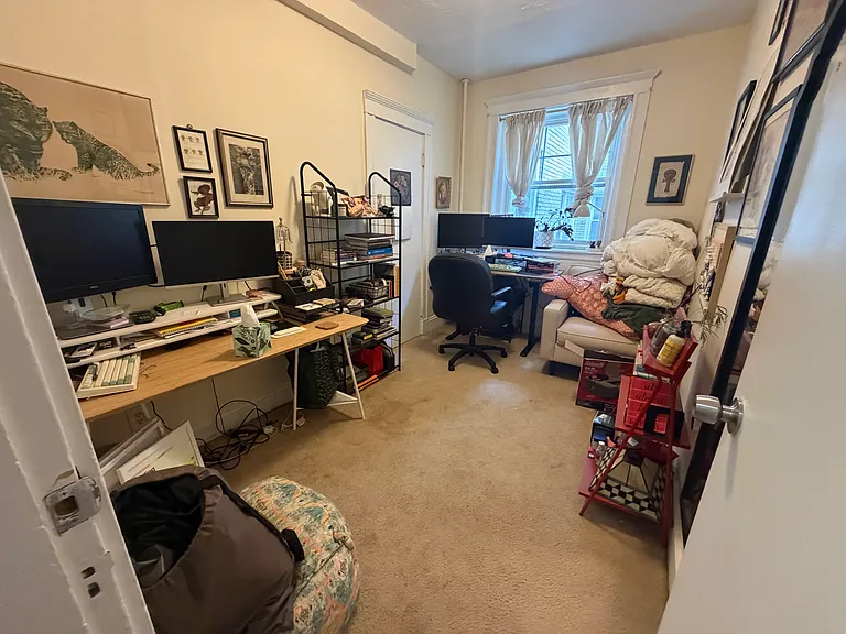 14 Melvin Ave #3A — Photo 9