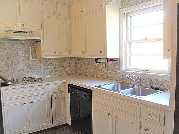 4th image of 3606 Comanche Pl