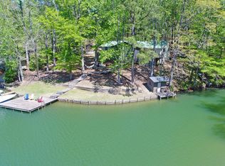 75 Oakcrest Dr, Eclectic, AL 36024