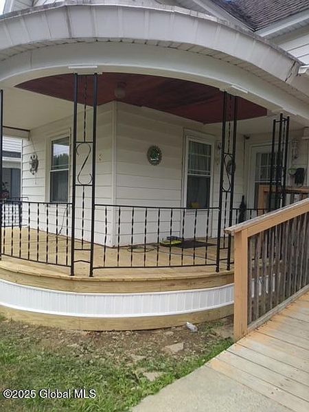 4th image of 8 McElwain Avenue