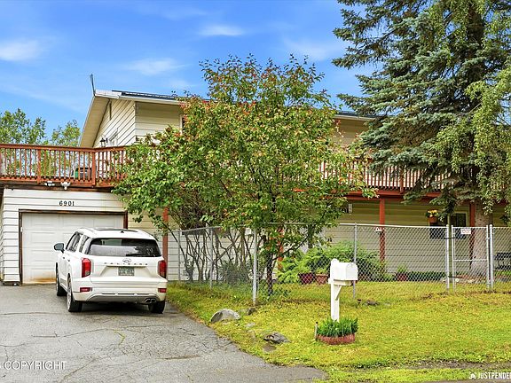 4th image of 6901 Trafford Dr