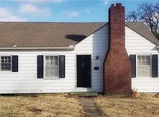 501 S Hedges St, Sugar Creek, MO 64054