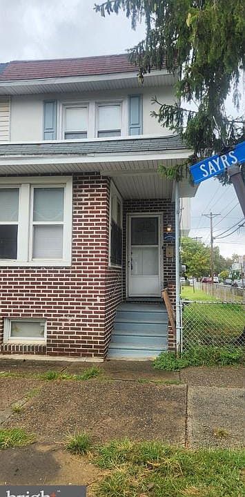 1st image of 1299 Sayrs Ave