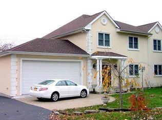 22 Cinder Rd, Garnerville, NY 10923