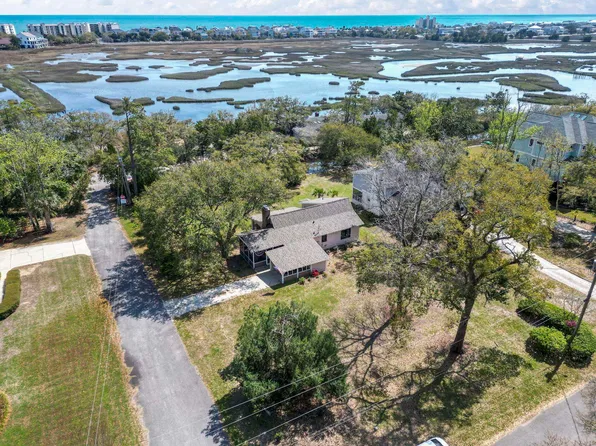 145 Midway Dr., Pawleys Island, SC 29585