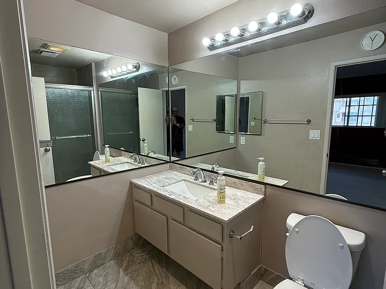 Main bathroom