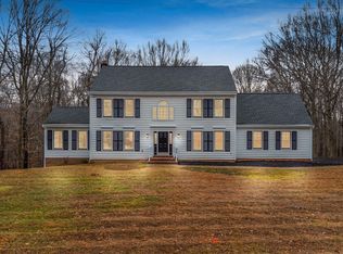 4923 Wolf Run Shoals Rd, Woodbridge, VA 22192