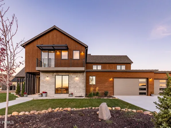 690 Lazy Way, Francis, UT 84036