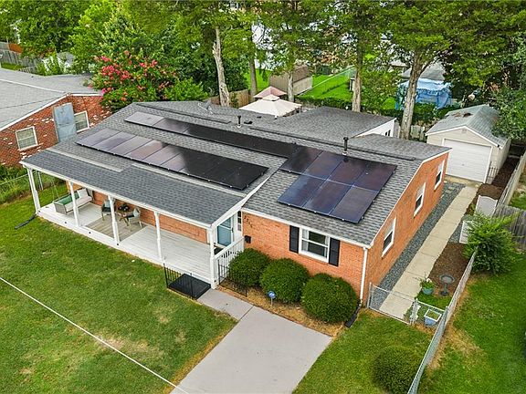 2nd image of 2215 Rawood Dr