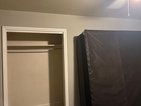 3rd image of 1300 Enslow Blvd #3