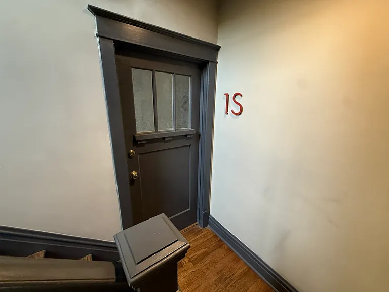 3539 Lawn Ave #1S — Photo 4