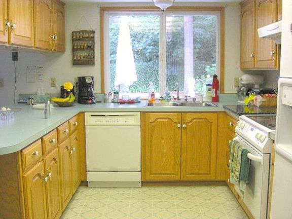 4th image of 12107 147th Street Ct E