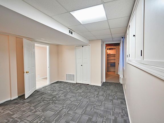 5th image of 4020 Lake Road Ave