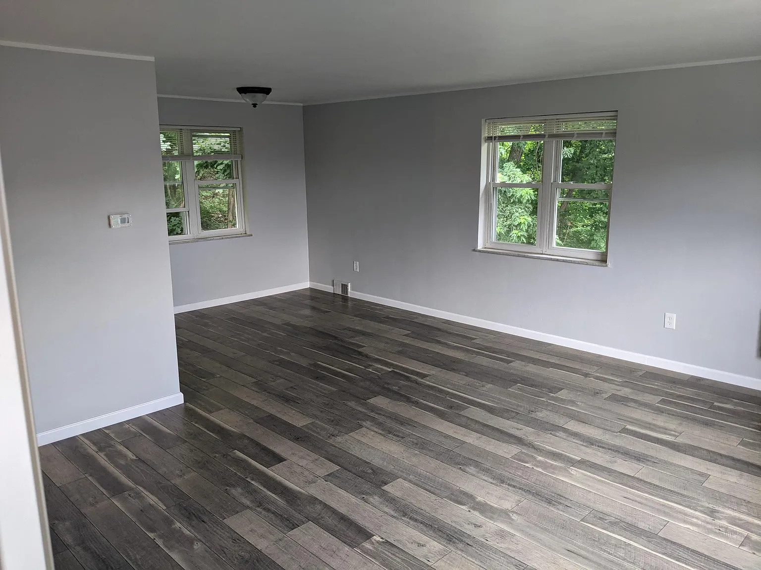 2 bed, 940 sqft, $1,050 — Photo 2