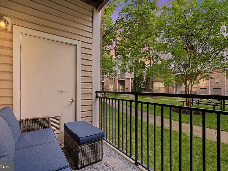 3850 Lightfoot St #155 — Photo 17