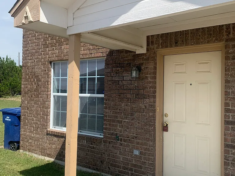 4210 Primrose Dr #A — Photo 2