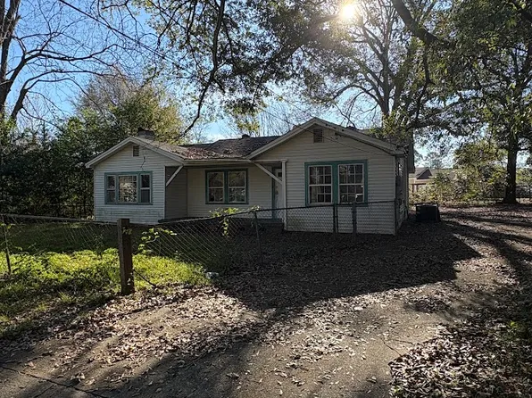 1982 Johnson St, Montgomery, AL 36110