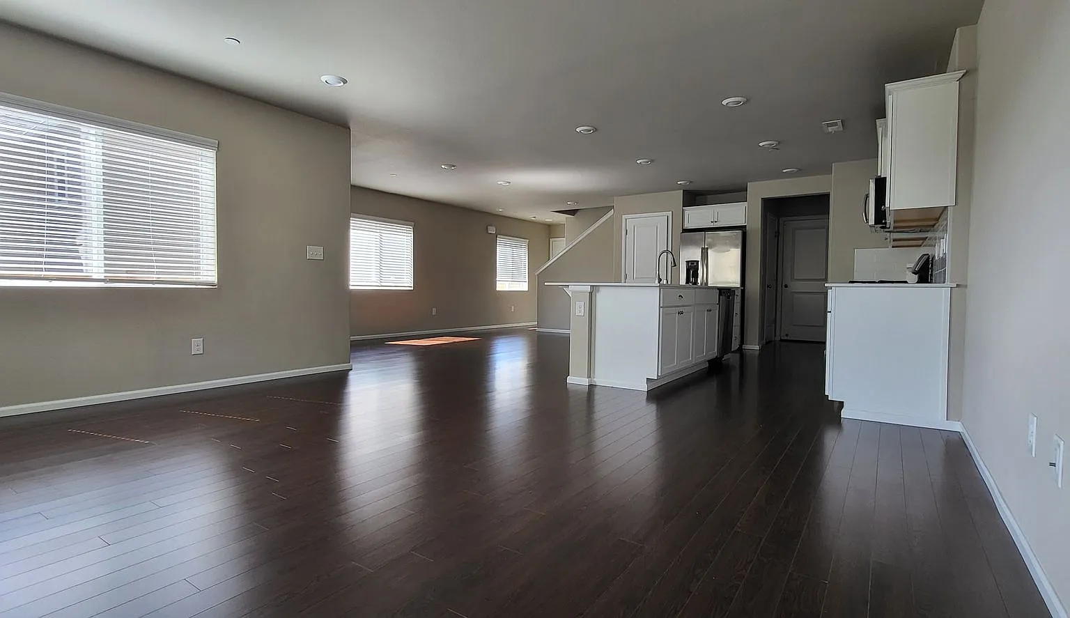 4 Bedroom DuPont Home for Rent — Photo 4