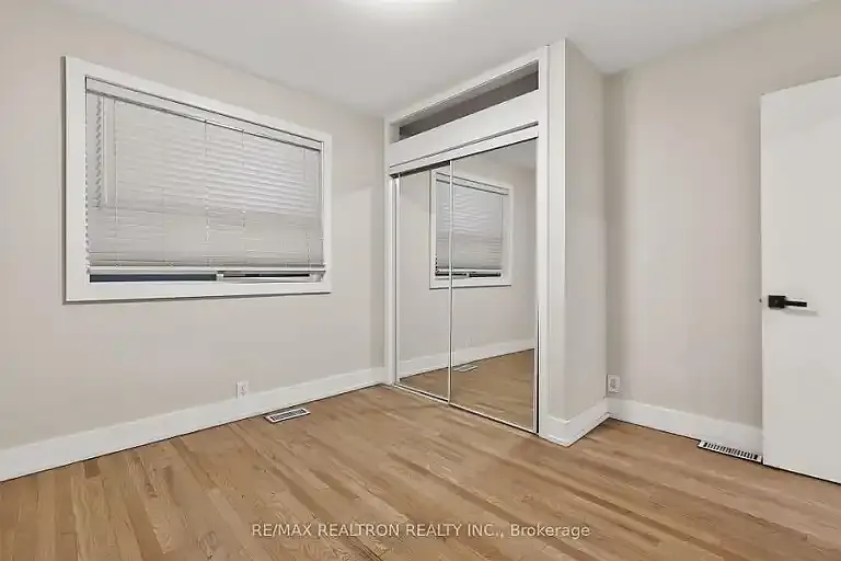119 Markham St #1A — Photo 6