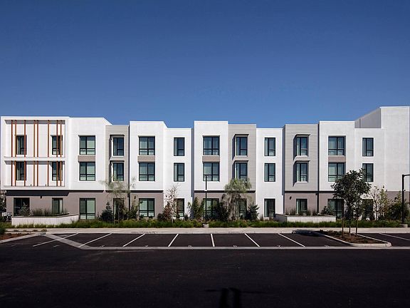 5th image of 7122 Westminster Blvd