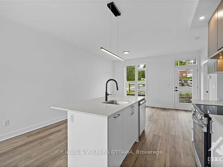 1260 Marenger St #H — Photo 9