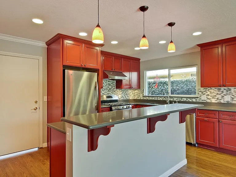 341 Hillsdale Ave — Photo 18