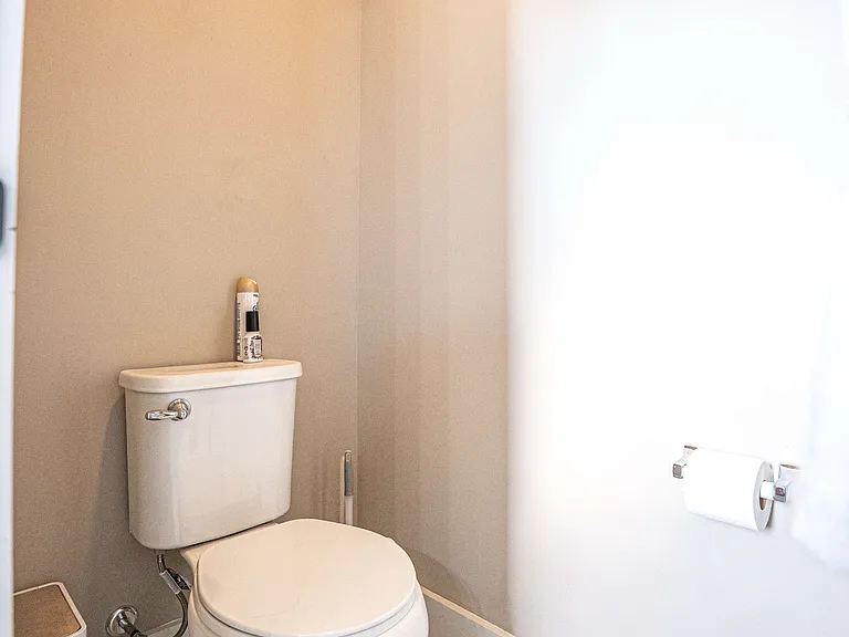 6507 Nashville Ave — Photo 40
