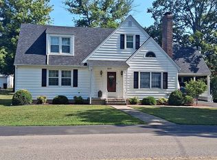 409 E Main St, Burgin, KY 40310