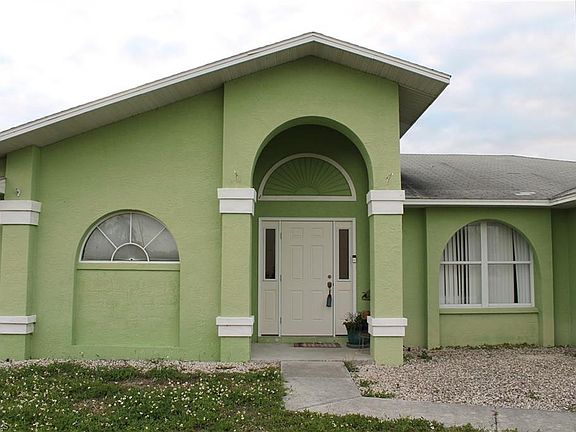 2nd image of 3028 SW 2nd Ave