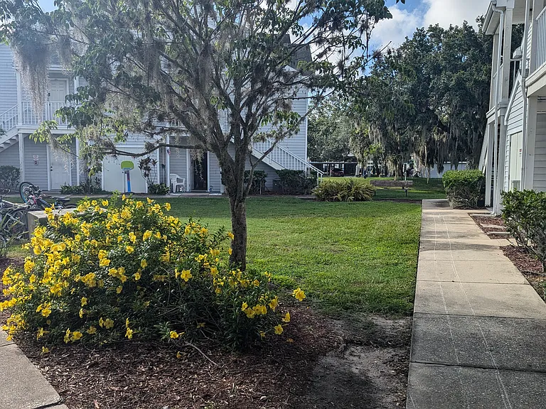 1222 Bermuda Lakes Ln #108 — Photo 3